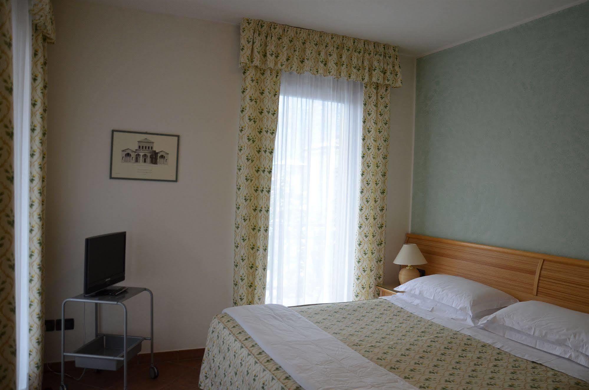 Alle Palme Aparthotel Riva del Garda