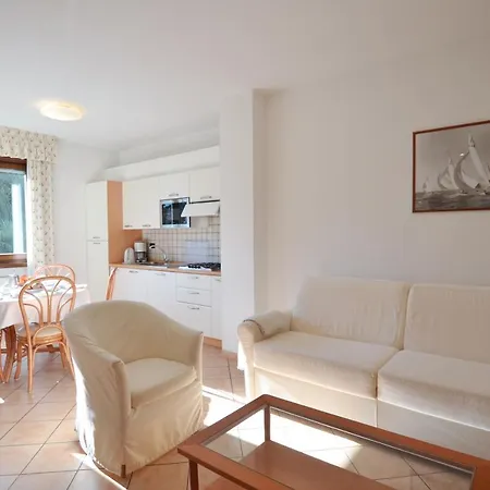 Residence Alle Palme Riva del Garda Esterno foto