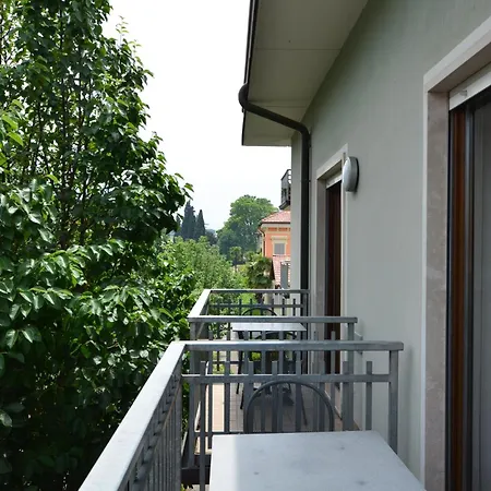Residence Alle Palme Riva del Garda Camera foto